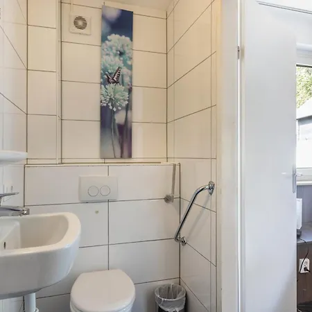 Haus Mit 12 Schlafzimmern, 8 Baeder
